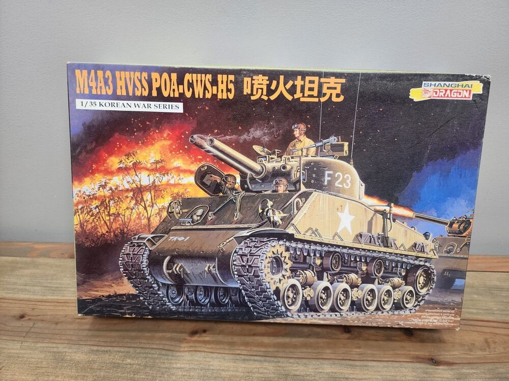 Dragon 1/35 Scale M4A3 HVSS POA-CWS-H5 Model Kit #6807